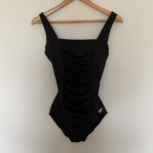 Speedo Shirred One Piece Tank Swimsuit Black Sz 8 Hydro Bra Classic Slimming
